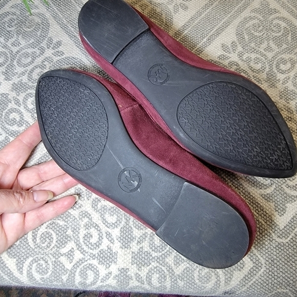Michael Kors Felicity Merlot suede Flats with rhinestones Holiday Size 6.5 - Picture 12 of 15
